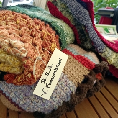 Venti coperte di lana donate al Calcit dalla Casa Pia