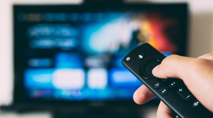 Il fenomeno delle serie TV in streaming: come le produzioni originali stanno conquistando il pubblico globale