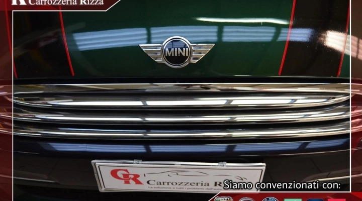 Carrozzeria Rizza: Esperti nella Riparazione auto a noleggio Roma