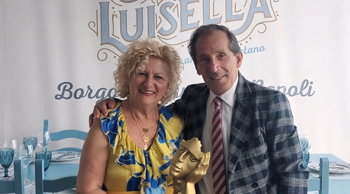 Donna Luisella premiata a Roma per la sua brillante carriera.