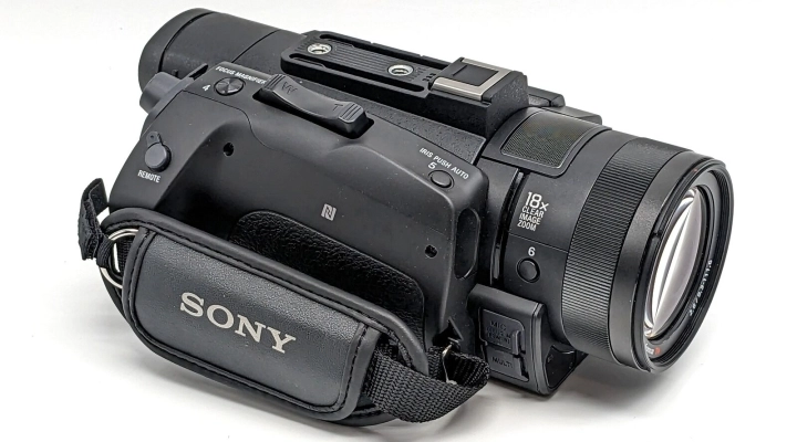 Nikon D810 DSLR,Sony PXW-X70,Sony PXW-Z90 WHATSAPPCHAT:+1 780 299-9797