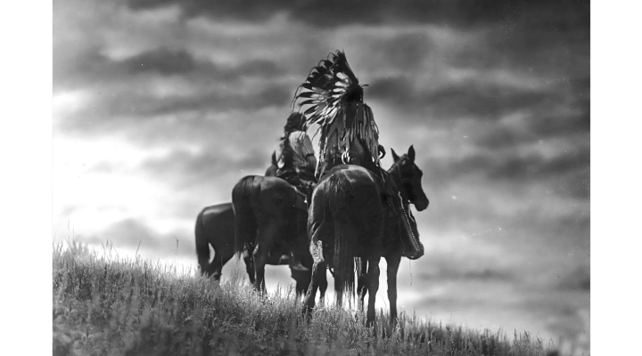 Memoria e umanità dei Nativi Americani: Sulle orme della tradizione. Gli Indiani d'America e noi di Francesco Spagna