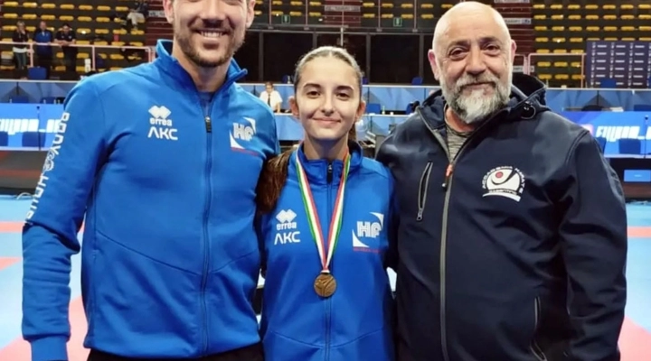 Laura Abenante vince il bronzo ai Campionati Italiani Juniores di karate